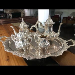 Poole Silver Company / Silver plated tea set